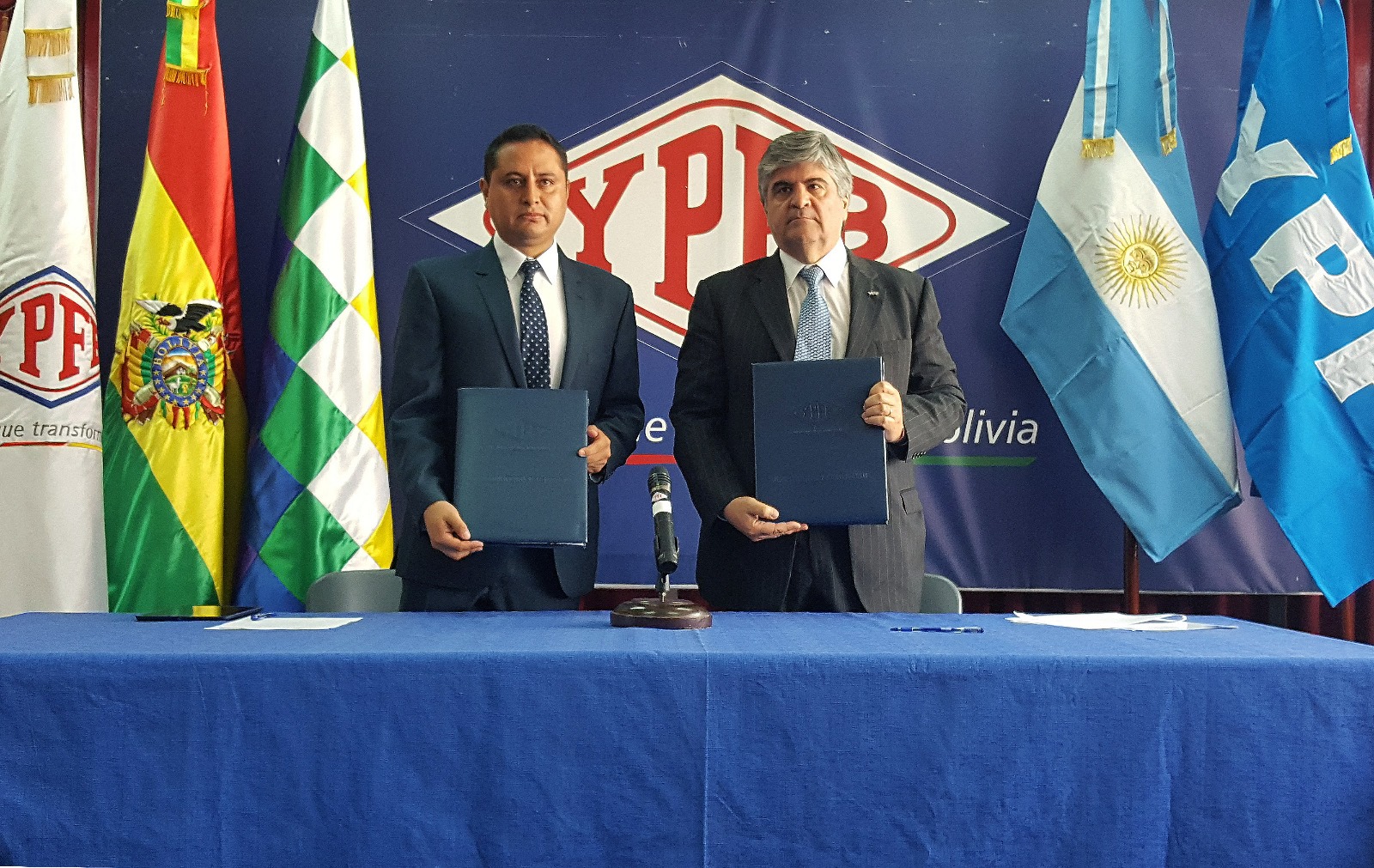 Bolivia y Argentina firman acuerdo para explorar gas en Charagua - Los Tiempos