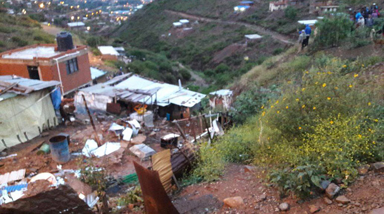 Deslizamiento por lluvias deja un muerto en Alto Cochabamba - Los Tiempos