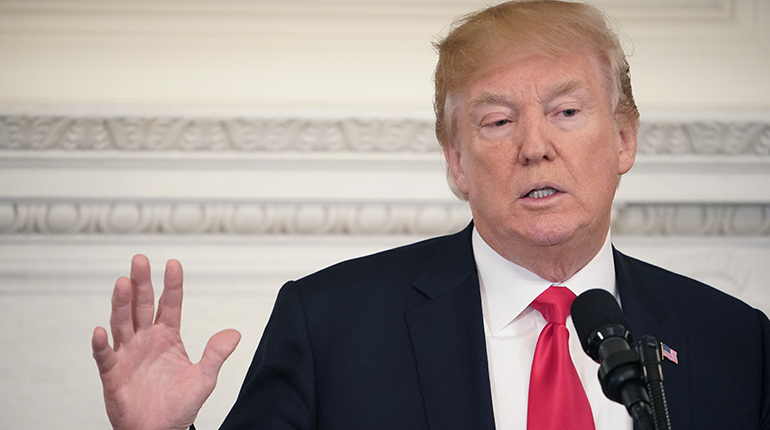 Prevén que Trump visite los prototipos del muro con México en marzo