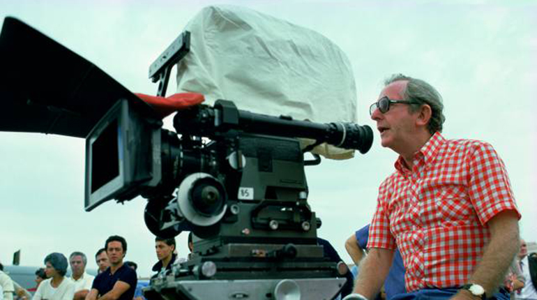 Muere Lewis Gilbert, director de filmes de James Bond