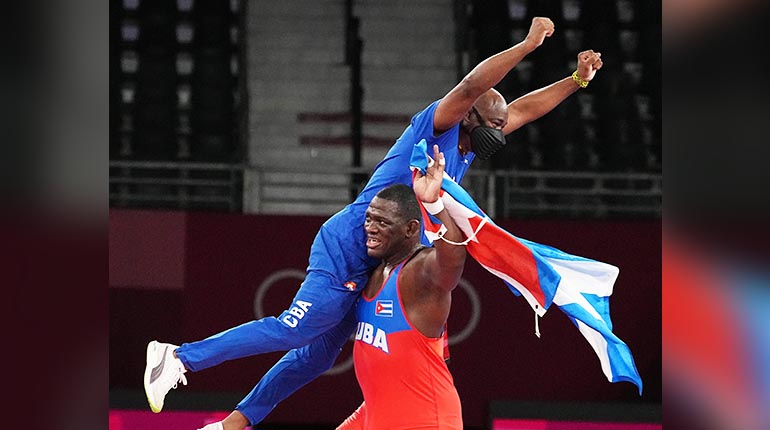 López y Hassan fueron las estrellas del espíritu olímpico - Vimarsana News