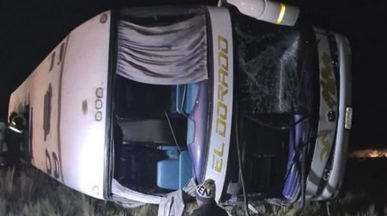 Accidente de bus en Oruro deja un muerto y 15 heridos | Los Tiempos