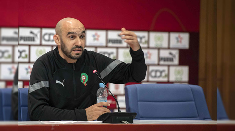 L’entraîneur marocain soutient Hakimi, accusé de viol en France