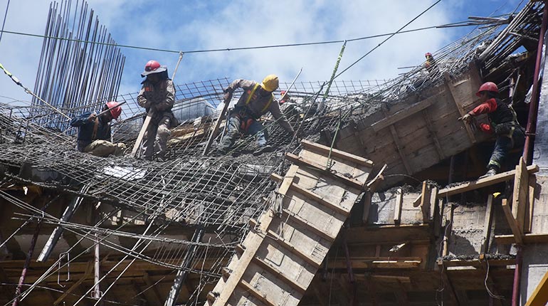 Paralizan las obras de la nueva alcaldía por colapso en estructura ...
