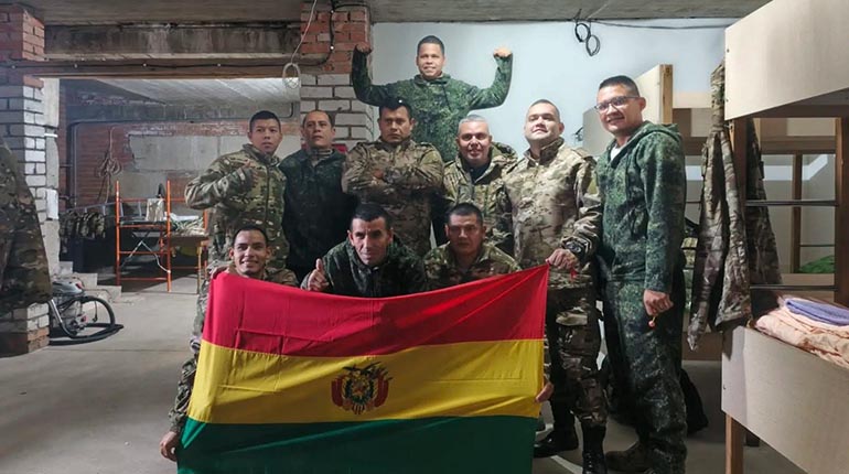 Bolivianos reclutados para Rusia: Fiscalía investiga