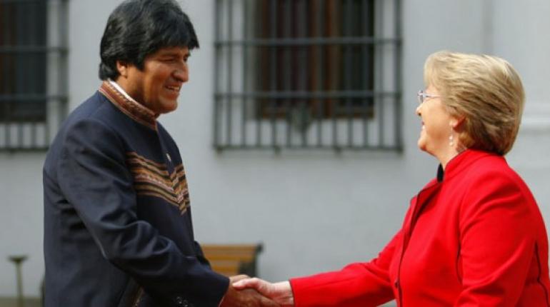 Los presidentes de Bolivia, Evo Morales y Chile, Michelle Bachelet.| Archivo | Foto archivo - Efe Agencia