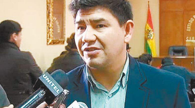 El senador del Movimiento Al Socialismo (MAS), Milton Barón. | Foto archivo