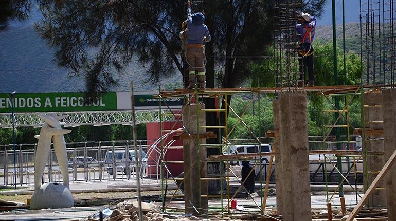 Refacciones en el campo ferial de Alalay, ayer. | Carlos López