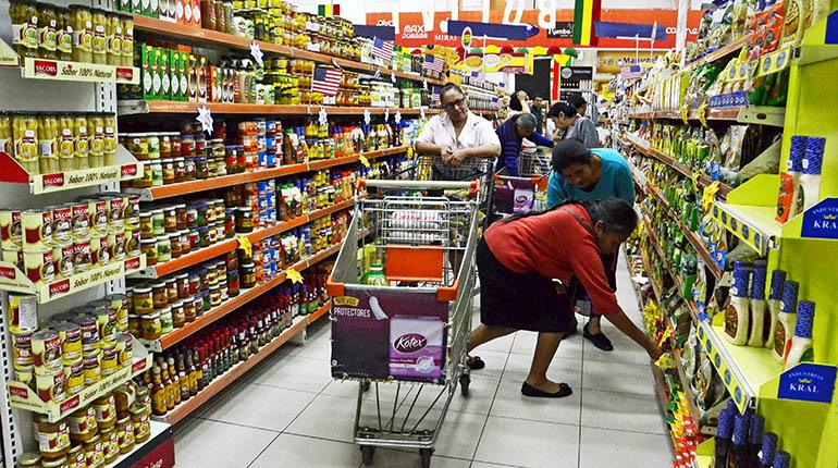 Supermercado en Bolivia - Foto: Los Tiempos