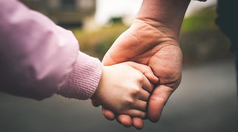 El rol del padre en los futuros amores de su hija | Los Tiempos