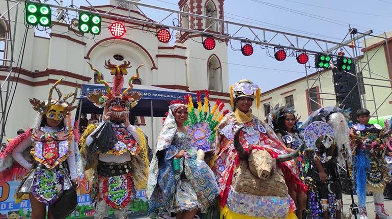 Trajes hechos 2025 de material reciclado