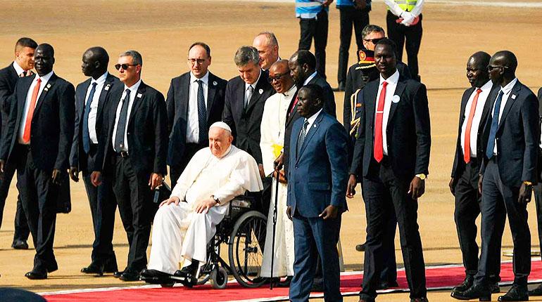 Papa Francisco llega a Sudán del sur