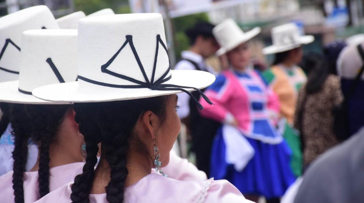Rinden homenaje al sombrero de la chola cochabambina | Tiempos